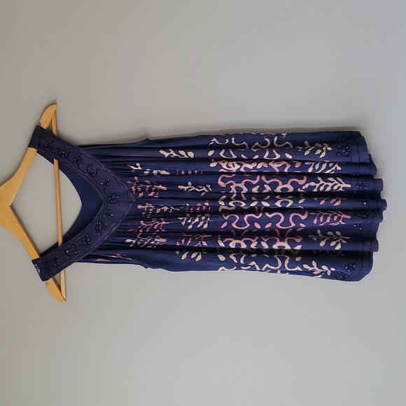 Zuriet by Hans Tops - Zuriet by Hans Blue Pink Cream V Neck Back Sequin Tank Top One Size